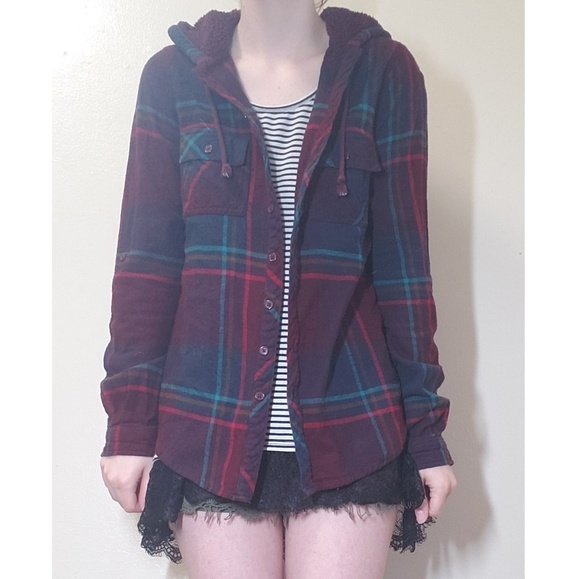 Plaid hooded shirt - Picture 3 of 4